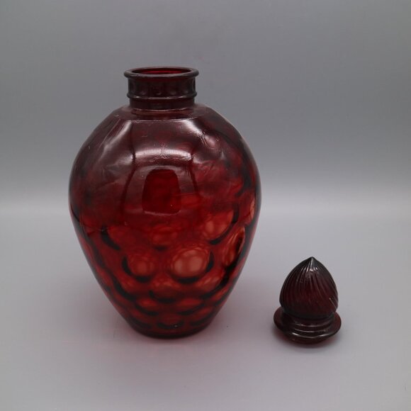 Vintage Wheaton Ruby Glass Reverse Honeycomb Decanter w/ Stopper in Ruby Red - Picture 5 of 6